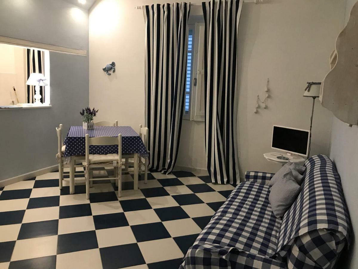 Light Blue Guest House Альгеро Экстерьер фото